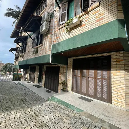 Pousada Ramo De Acacia Bombinhas Exterior photo